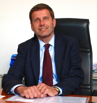 Prof. Federico Testa